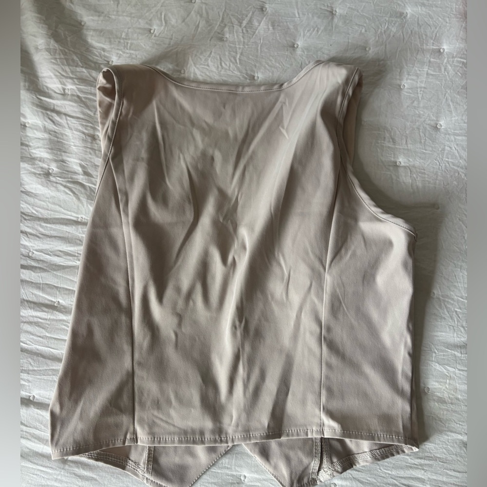 Vest Blouse - Picture 3 of 4